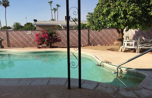 Sun City House | Sun City AZ House! Nearly 2000 Sq Feet Including Large Arizona Room And Pool