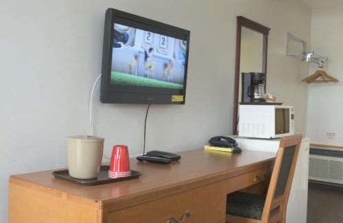 Medicine Hat Hotel | Sun-Dek Motel