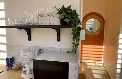 Santurce Apartment | Sun-Drenched and Central Apartment in Santurce with parking- Apt #8
