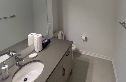 Brampton House | Sun-Filled Room with Private Bathroom and Balcony