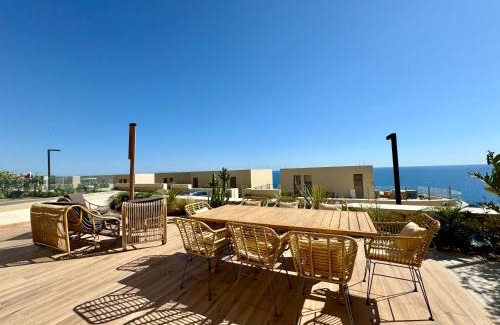 Jala House | Sun Hill Green Coast, Palase