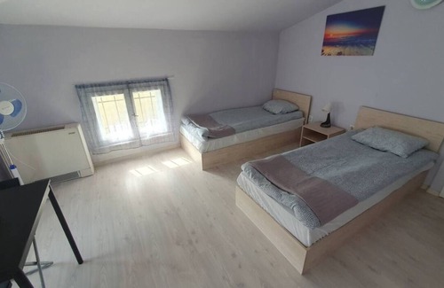 Odesos Apartment | Sun House Guest Rooms (3)
