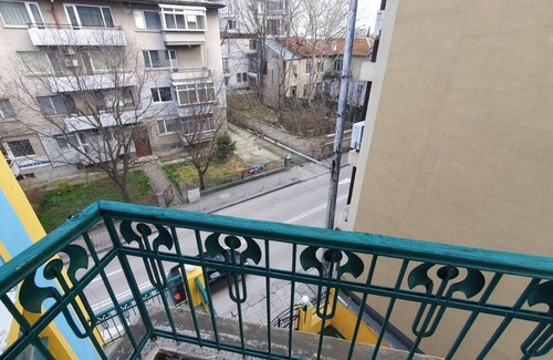 Odesos Apartment | Sun House Guest Rooms (4)