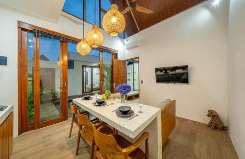 Padangsambian Klod Villa | Sun-Kissed Luxury - 2BDR Villa with Pool, Seminyak