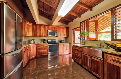Rio Bueno Villa | Sun Kissed Villa - 6 Bedroom, sleeps 14, on the beach.