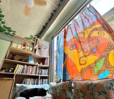 Toucheng House | Sun Moment 鬆貓們民宿