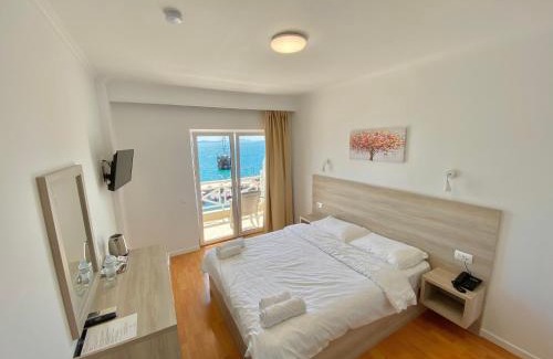 Qender Hotel | Sun N Blue Hotel