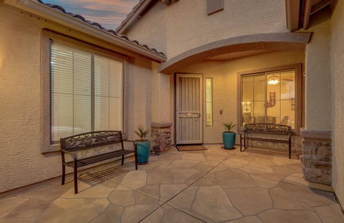 Anthem House | SUN & SHADE, BBQ & POOL