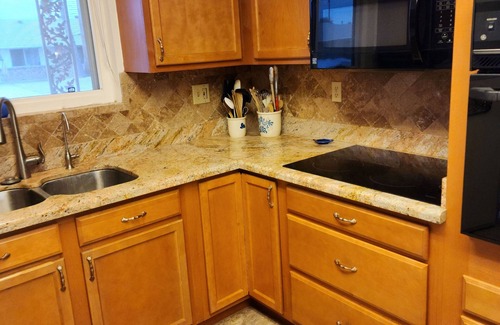 Sun City House | SUN, SUN, SUN! Enjoy spacious home in Sun City Arizona