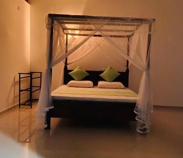 Thiranagama House | Sun White Villa