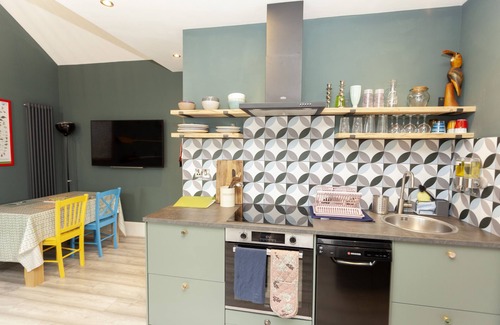 Whitstable House | Sunbeam and Sundance Cosy House