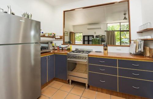 Horseshoe Bay House | Sunbird Retreat