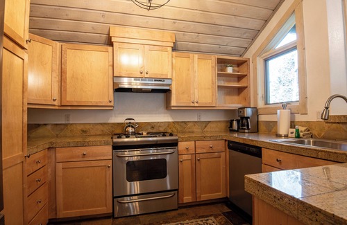 Elkhorn Village Condo | Sunburst Condo 2786 - A Great Place with Elkhorn Resort Pool, Golf & Tennis