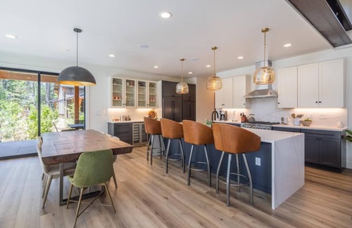 Roslyn House | Suncadia 5 Bdrm Home Nestled in the Forest Perfect Private Retreat
