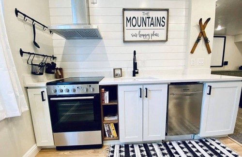 Draper Condo | Suncrest Suite | Massage | Hot Tub | Theatre