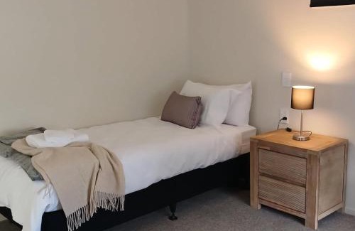 Lowburn Apartment | Suncrest Villas