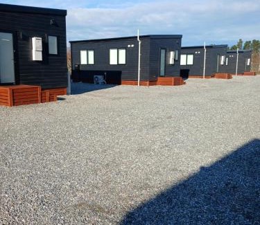 Lowburn Apartment | Suncrest Villas