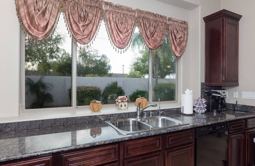 Litchfield Park Villa | SUNDANCE VILLA - Heated Pool, Jacuzzi, Billiard-1 mile to Wigwam golf club