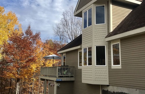 Sunday River Area Apartment | Sunday River Ski In Ski Out Locke Mountain condo with Pool Jacuzzi