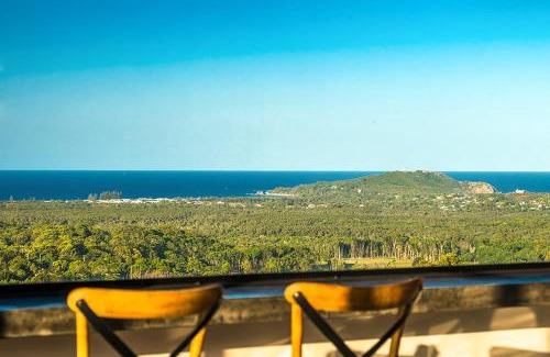 Hayters Hill House | Sundays at Byron