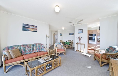 Port Macquarie Apartment | Sundial 602 - Perfect Holiday Location Close To Town