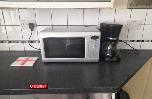 Toddington House | Sundon Park 1-Bedroom House