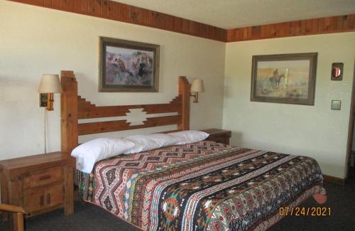 Lincoln Hotel | Sundown Motor Lodge