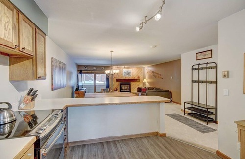 Four O'Clock Condo | Sundowner II 203