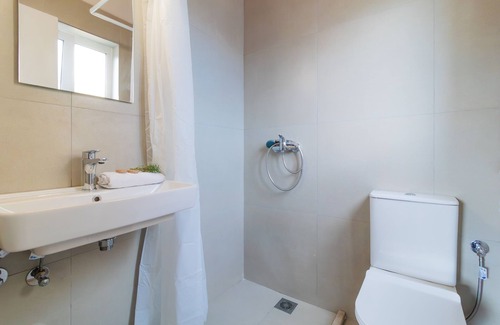 Kassiopi House | Sunflower Apartments & Studios