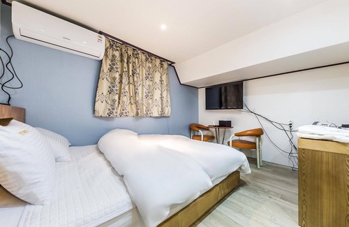 Dongseon-dong Hotel | Sungshin Women's University Cheonil