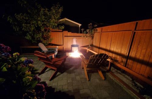 Pacific Beach House | Sunkissed - 90 Sec Drive to Beach, Firepit, Privacy Fenced Yard, Gardens