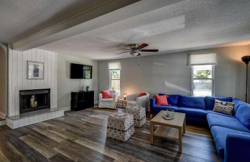 Gulfport House | SunKissed in St Pete is a 3 BR Home with Heated Pool and great outdoor space Near the Beach