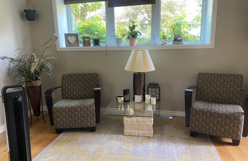 Northeast Edmonton Apartment | Sunkissed Private basement -10 minutes from Downtown and most convention centers