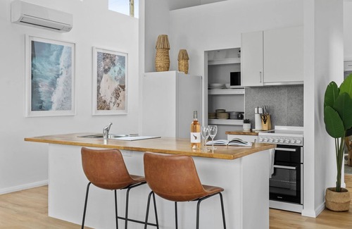 Lake Macquarie City Council House | Sunlight Ridge House