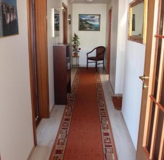 Hofsos House | Sunnuberg Guesthouse