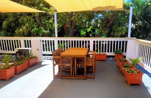 Esperanza Apartment | Sunny 1 bedroom in Esperanza close to everything