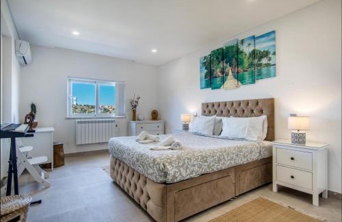 Patio Apartment | Sunny 3-Bedroom Apartment
