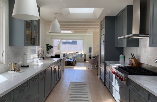 Cow Hollow Apartment | Sunny 3 Bedroom -Best San Francisco Neighborhood-Roofdeck w. Epic Views