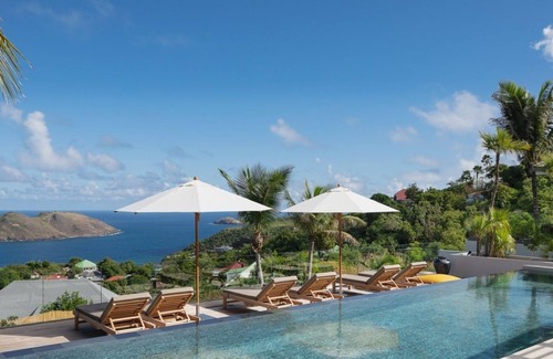 Grande Vigie Villa | Sunny 5 BDRM Modern Villa w Ocean Views