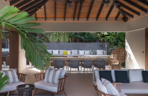 Grande Vigie Villa | Sunny 5 BDRM Modern Villa w Ocean Views