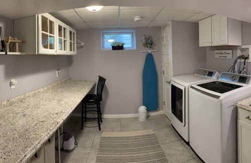 Centereach House | Sunny and Bright Home in Central Location!