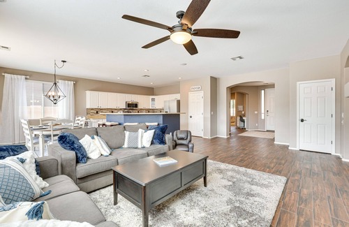 Litchfield Manor House | Sunny Arizona Getaway w/Heated Pool & Patio!