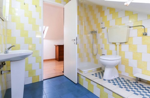 Santa Isabel Apartment | Sunny Attict Loft by Homing