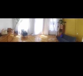 Csarnok negyed Apartment | Sunny Central Apartment
