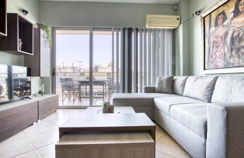 Kolokinthou Apartment | Sunny & cosy apt with balcony in Peristeri!