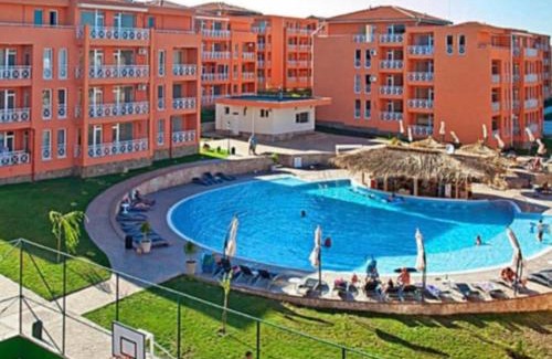 Tankovo Apartment | Sunny Day 6