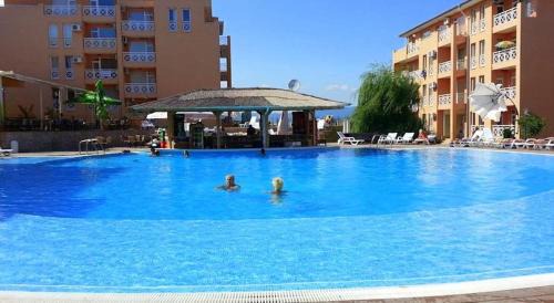 Tankovo Apartment | Sunny Day 6