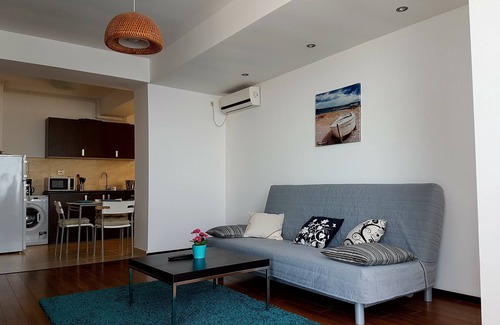 Constanta Apartment | Sunny Day Apartment Summerland Mamaia