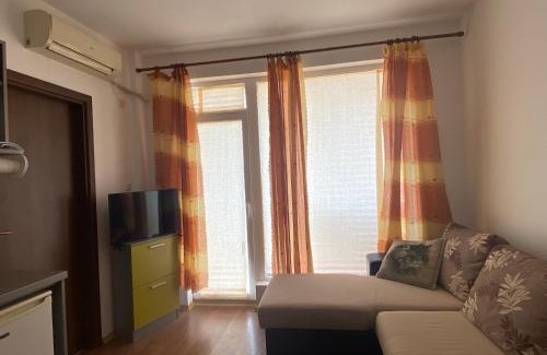 Tankovo Apartment | SUNNY DAY6-25 Apartment