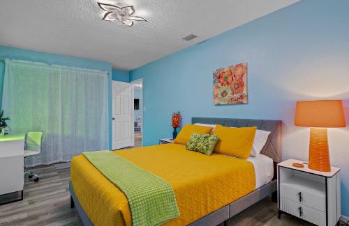 Pinellas Park House | Sunny Days and Starry Nights
